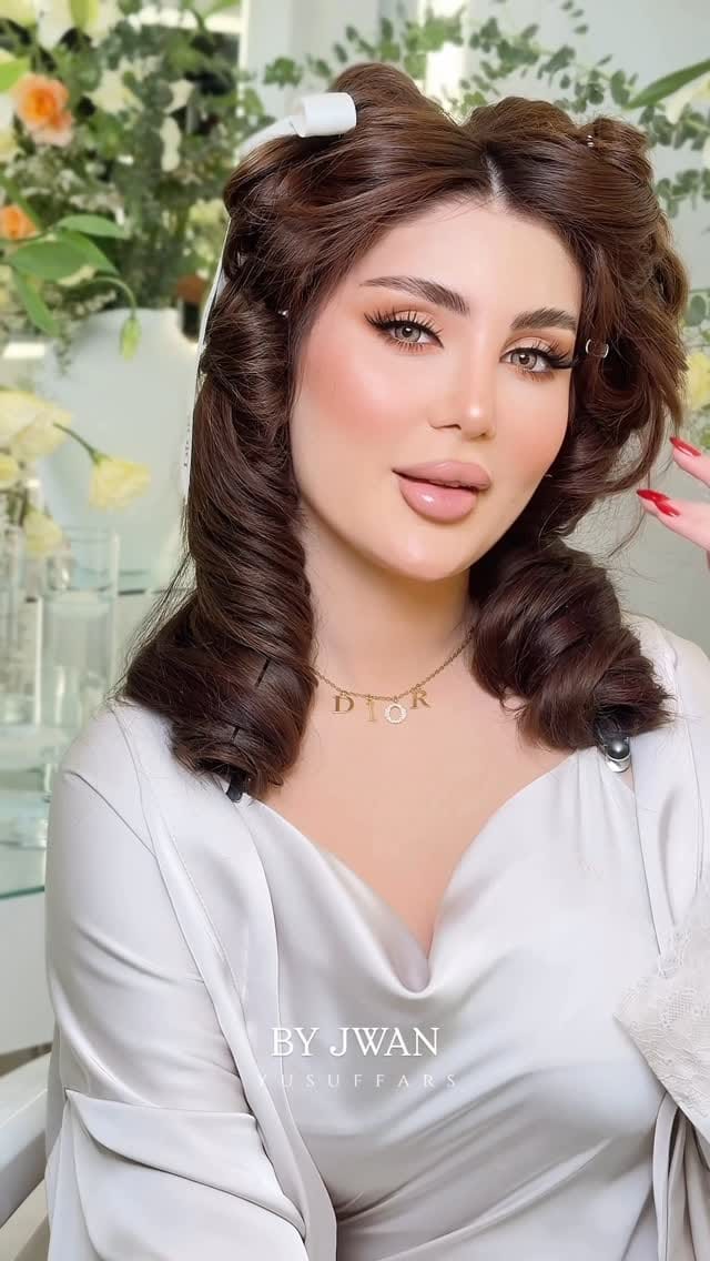 Post 10 by NINA SALON on Instagram (video)