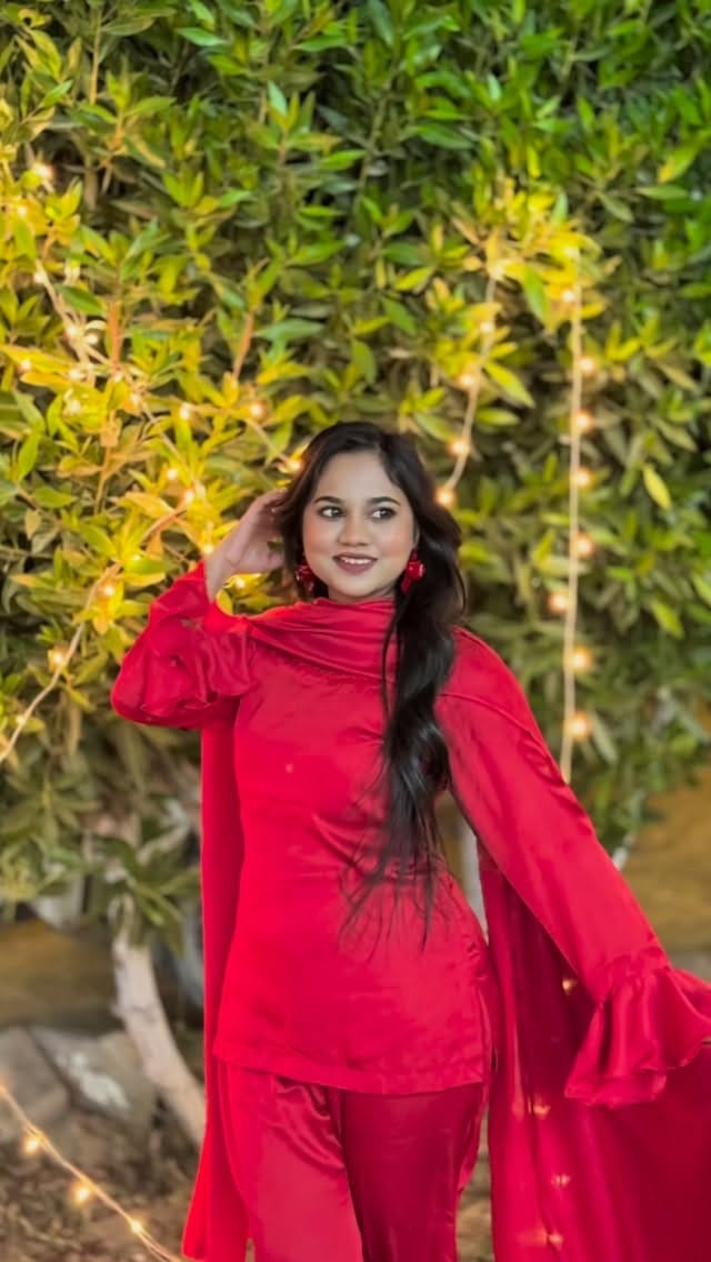 Post 8 by ANUSHA AHMER | UAE on Instagram (video)