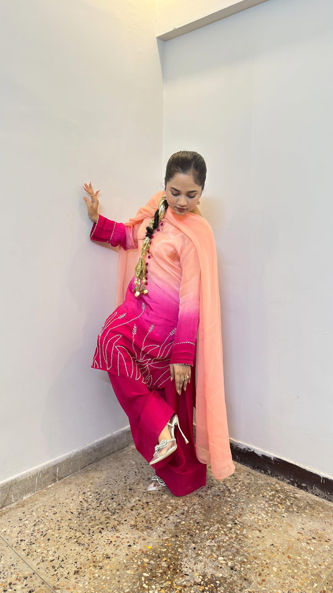 Post 5 by ANUSHA AHMER | UAE on Instagram (video)
