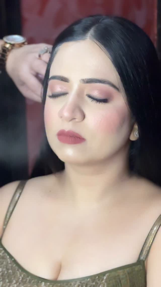 Post 6 by J A S M I N E      B E D I on Instagram (video)