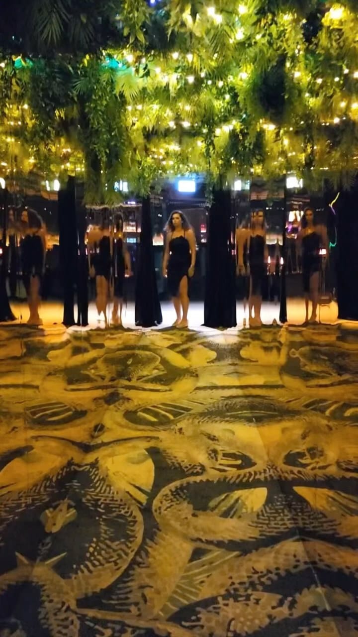 Post 9 by MoNa🦋🧿 on Instagram (video)
