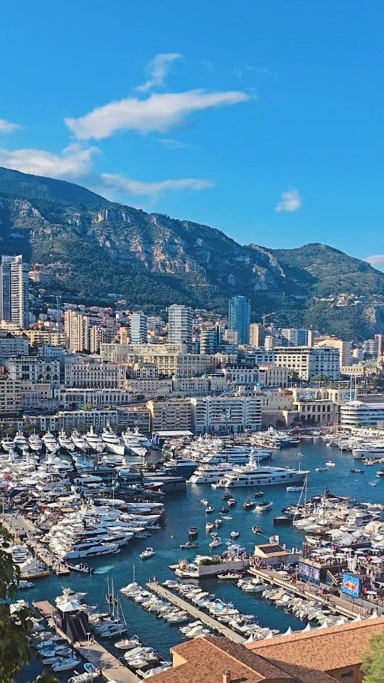 Post 6 by 𝐀𝐌𝐁𝐄𝐑 | Travel & Lifestyle on Instagram (video)