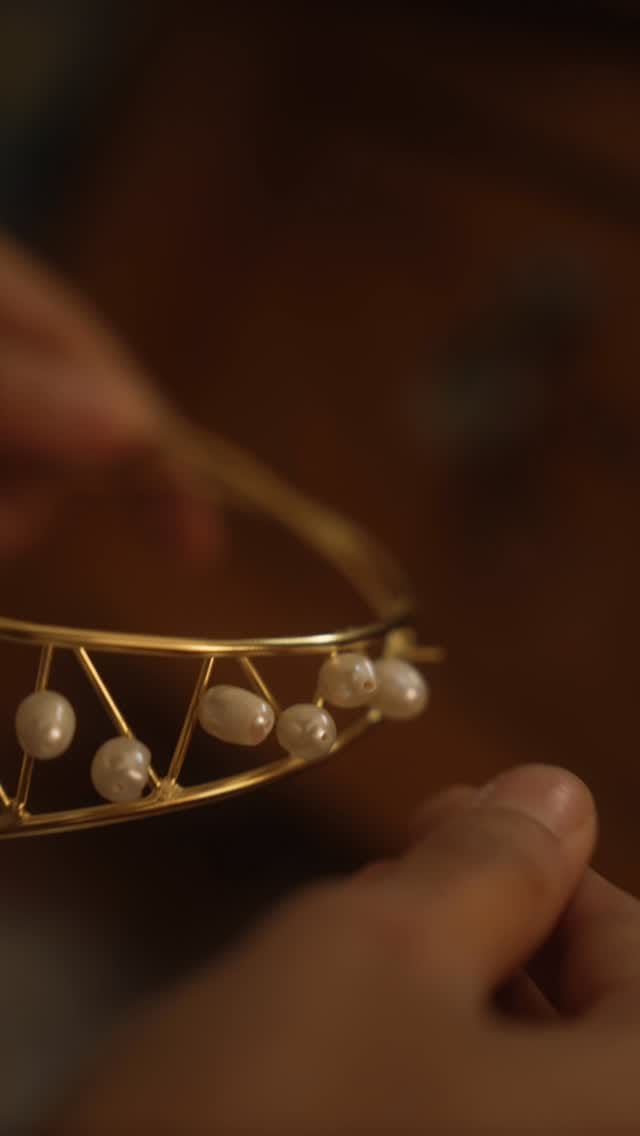 Post 1 by Chillout accessories on Instagram (video)