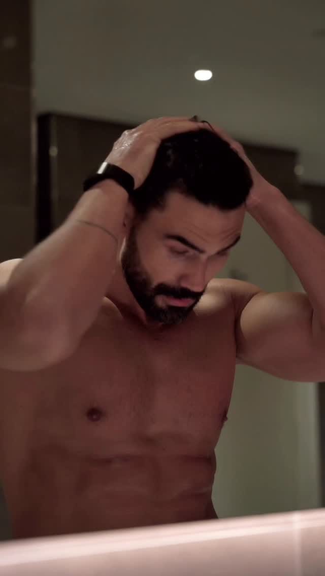 Post 5 by Andrei Andrei on Instagram (video)