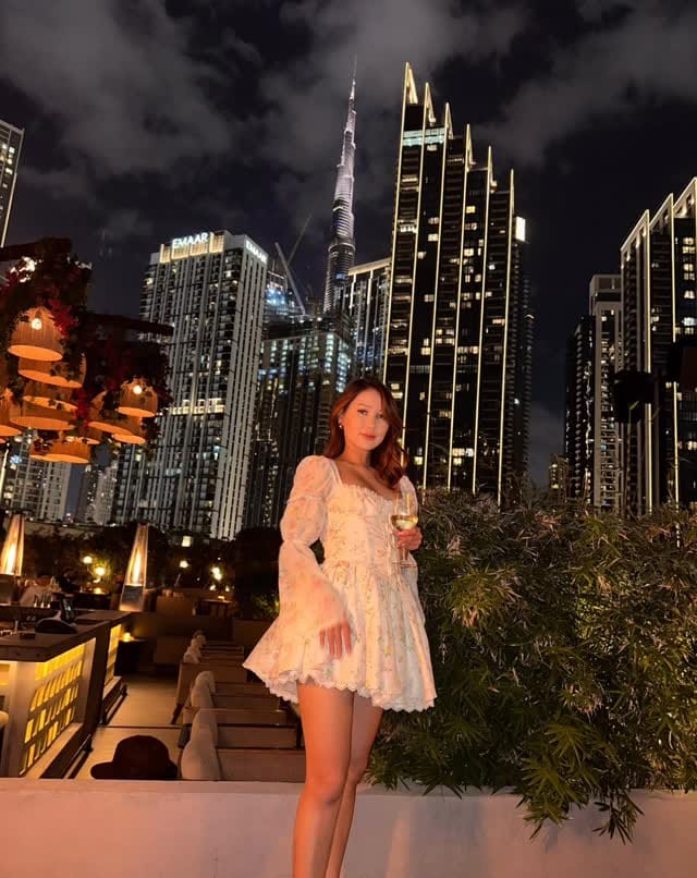 Post 1 by Nail•Manicure•Dubai on Instagram (video)