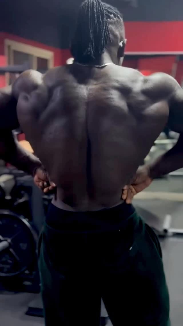 Post 4 by Gastonfitness on Instagram (video)