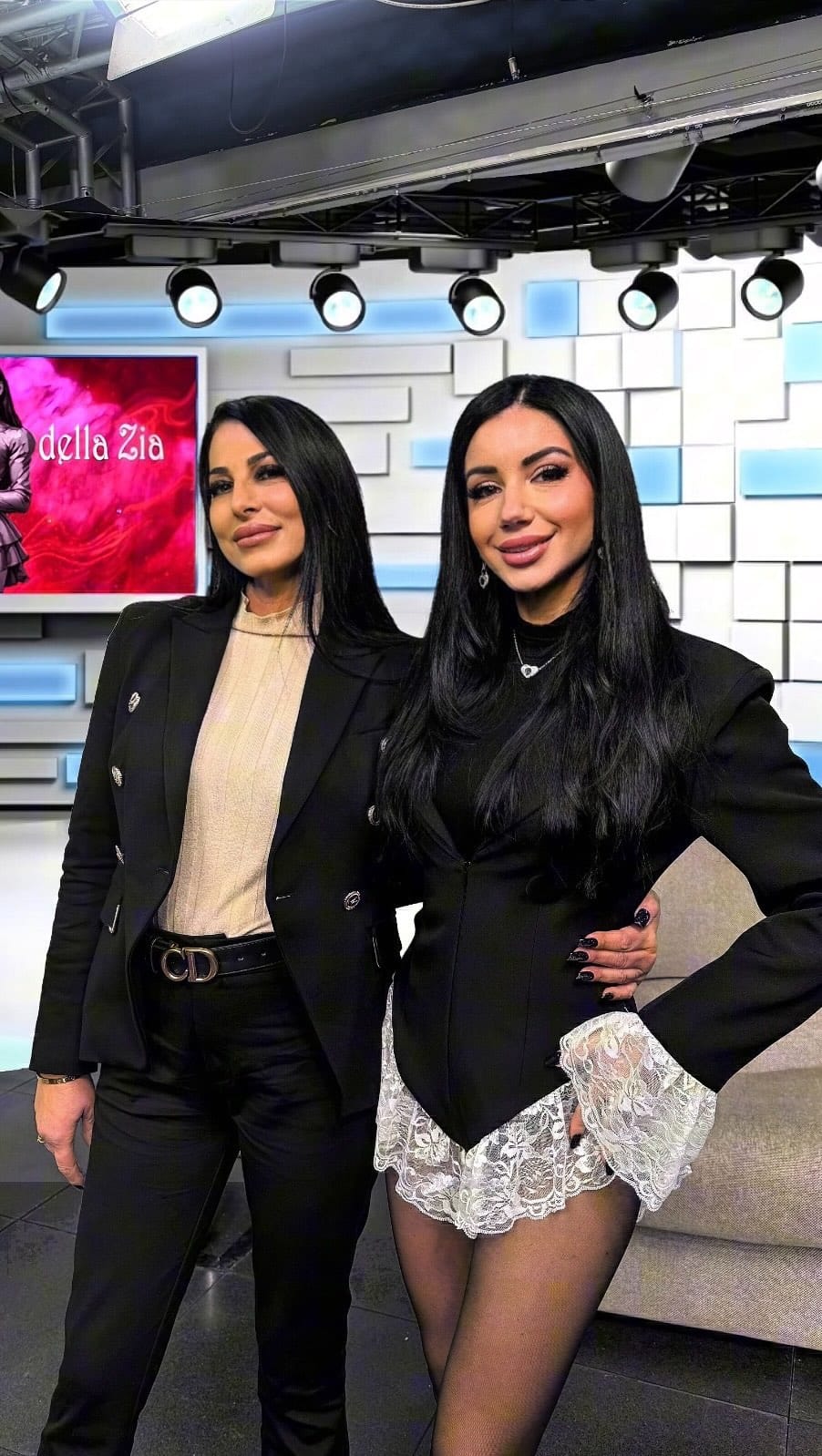 Post 2 by 𝘾𝙃𝙄𝘼𝙍𝘼 𝙎𝙏𝙀𝙇𝙇𝙄𝙉𝘼 𝙇𝙄𝙁𝙀𝙎𝙏𝙔𝙇𝙀 👑⚛️⭐️ on Instagram (video)