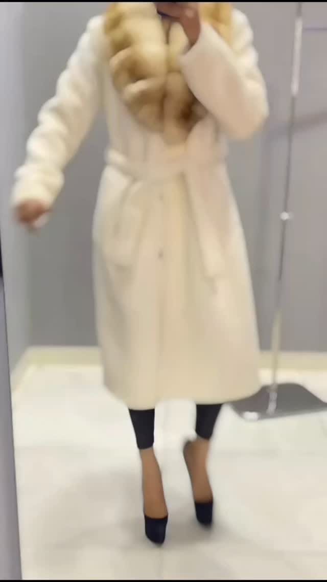 Post 6 by Fashion & Co. on Instagram (video)