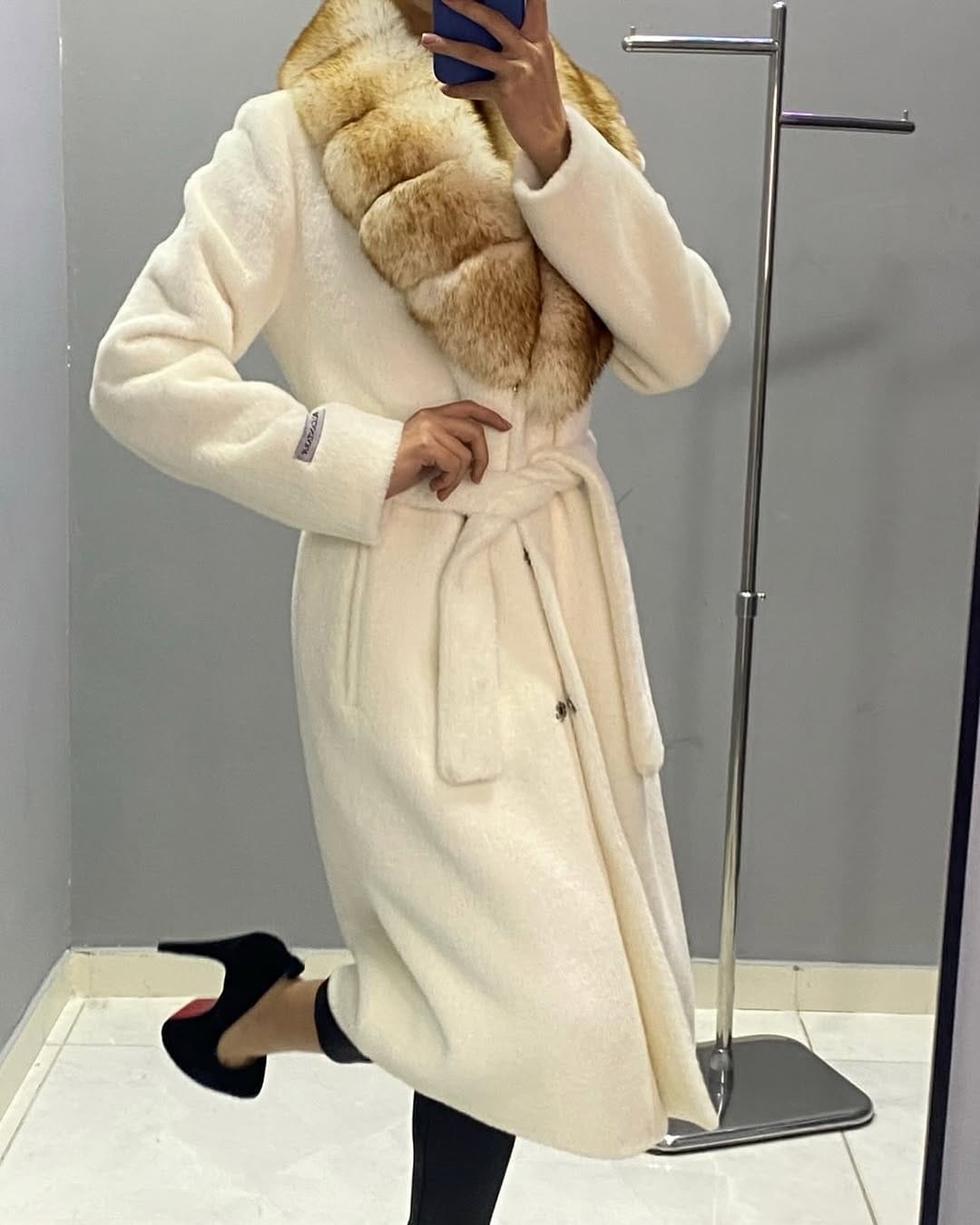 Post 4 by Fashion & Co. on Instagram (carousel)