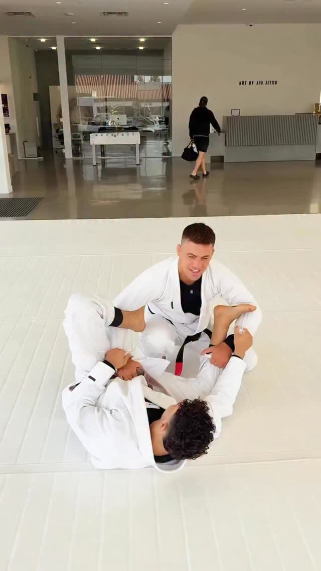 Post 7 by PABLO LAVASELLI on Instagram (video)