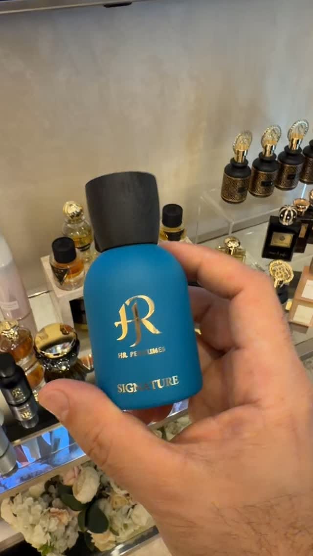 Post 7 by HRarabicperfume on Instagram (video)