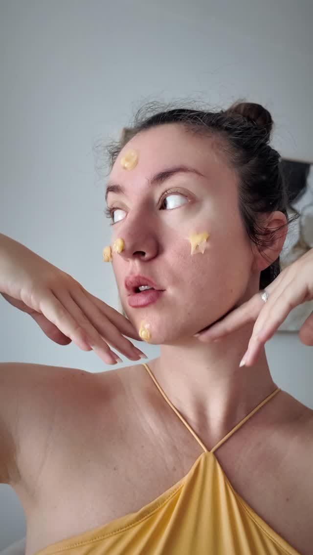 Post 2 by JULIA UPITERSKAYA on Instagram (video)