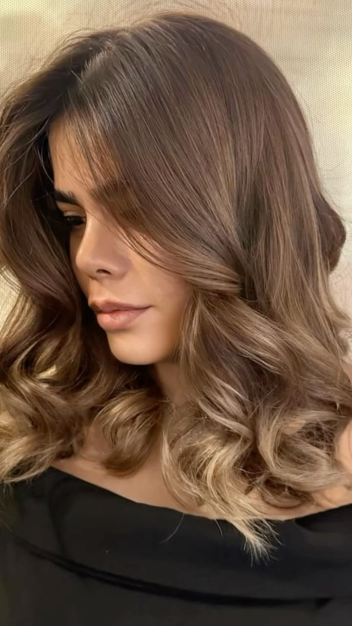 Post 4 by Elahe Panahi on Instagram (video)