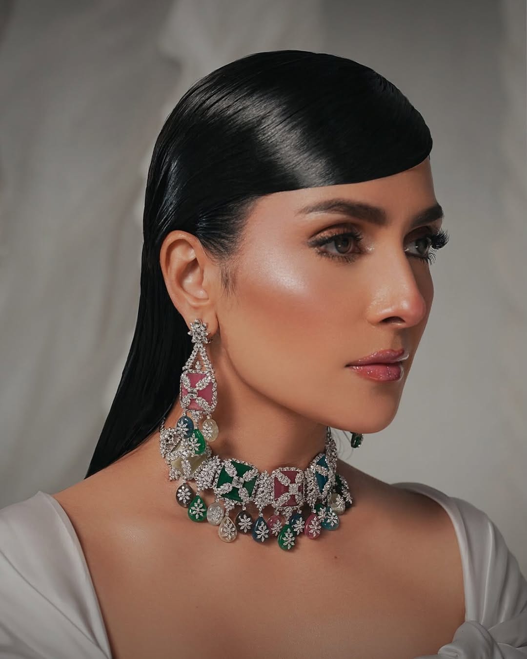Post 1 by Hanif Jewellers on Instagram (carousel)