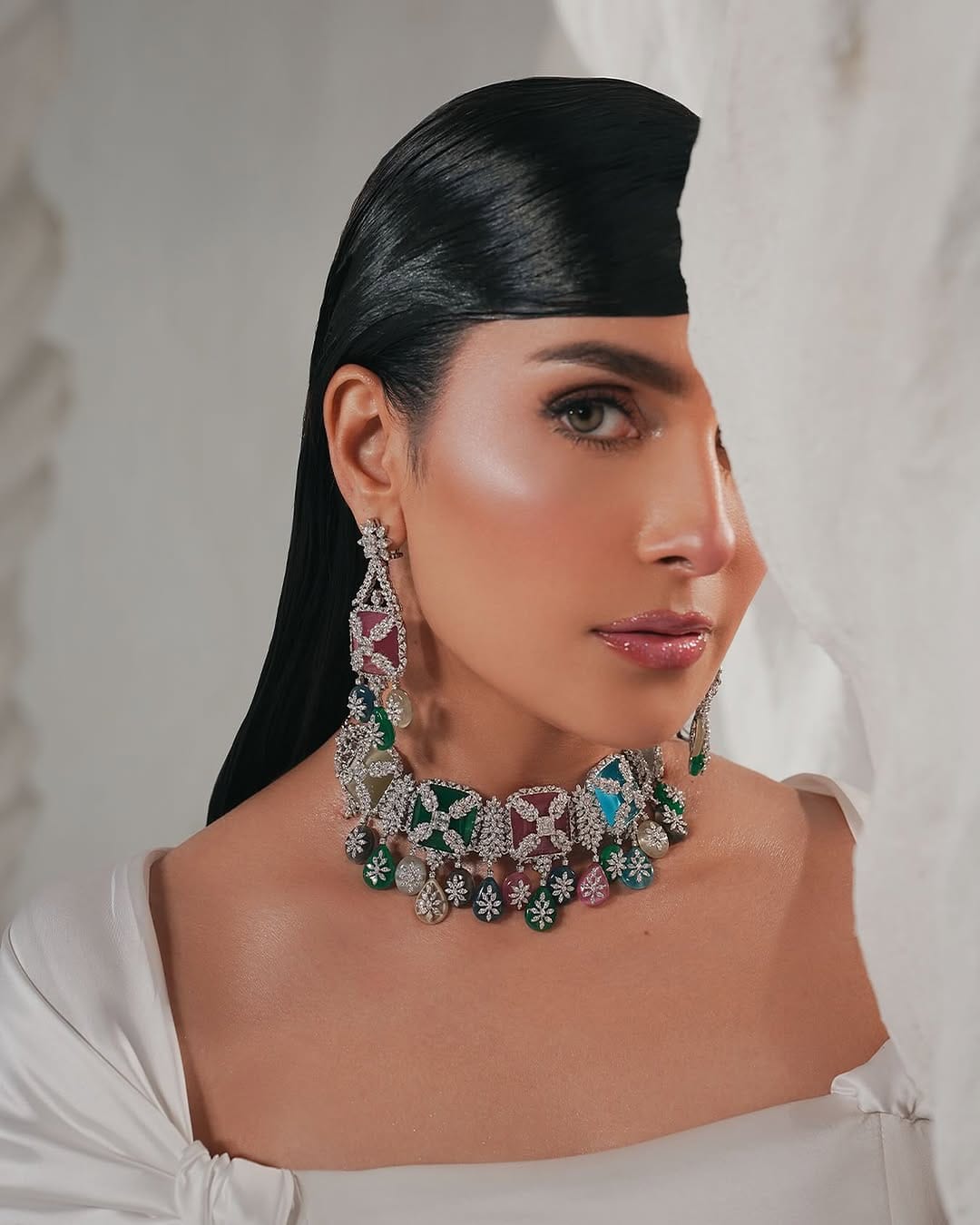 Post 5 by Hanif Jewellers on Instagram (image)