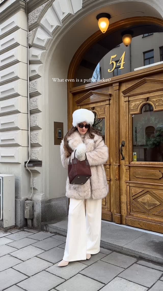 Post 3 by Alexandra Stenring Saadi on Instagram (video)