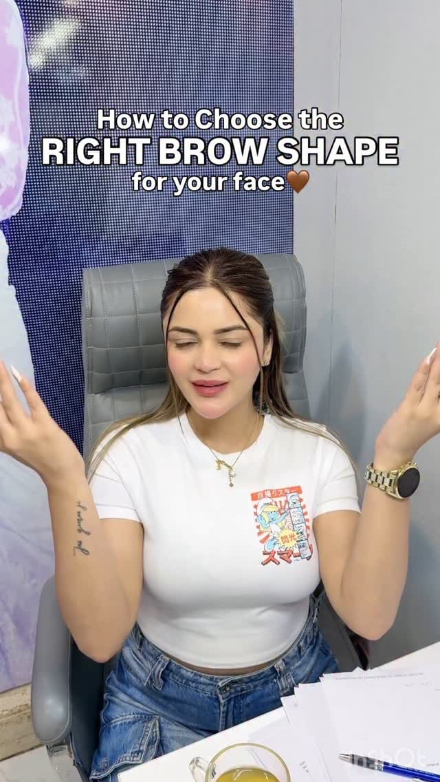 Post 9 by DIVYA KHANDUJA SALON on Instagram (video)
