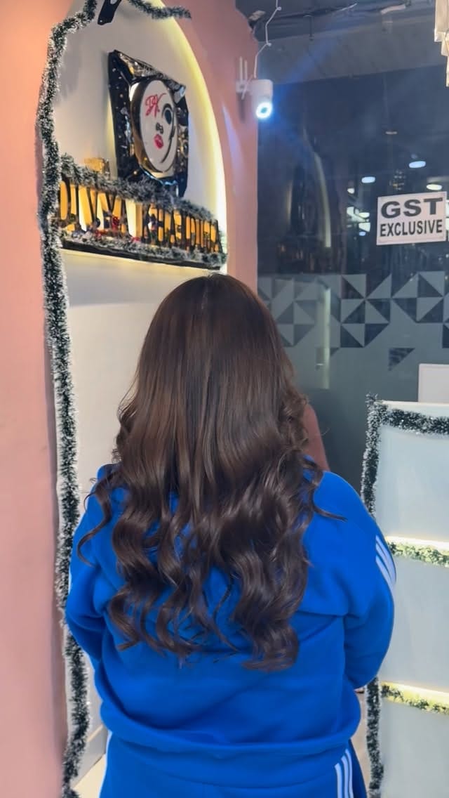 Post 2 by DIVYA KHANDUJA SALON on Instagram (video)
