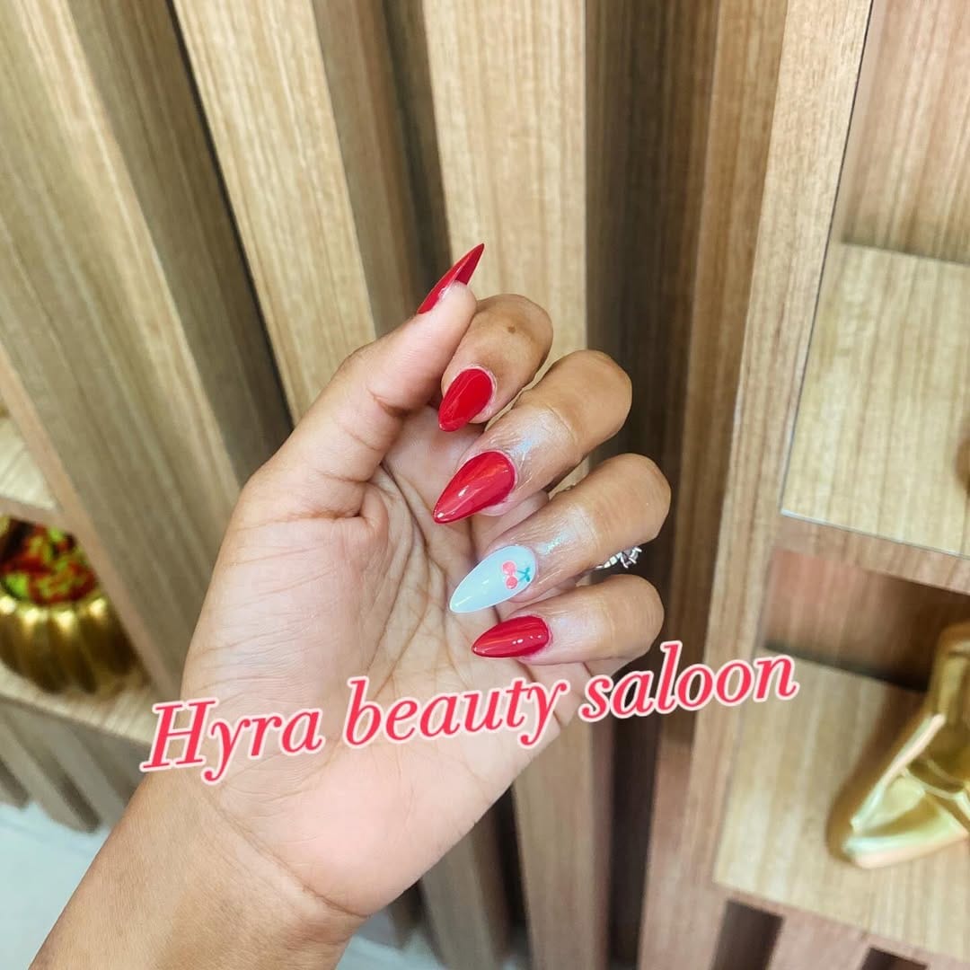 Post 5 by HYRA BEAUTY SALOON on Instagram (image)