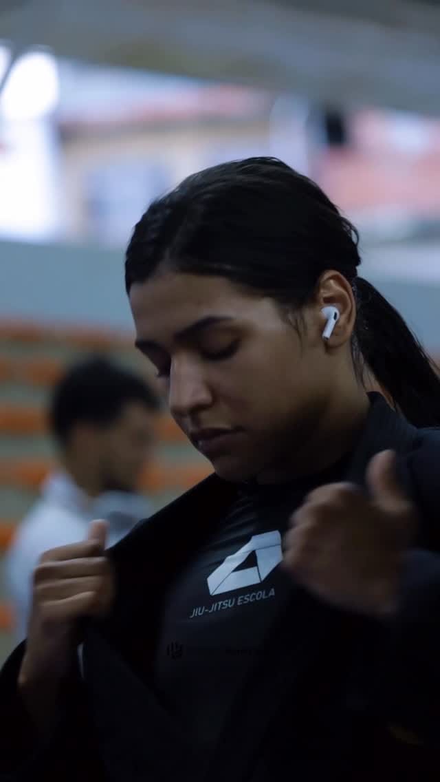 Post 3 by Débora M. de Morais on Instagram (video)