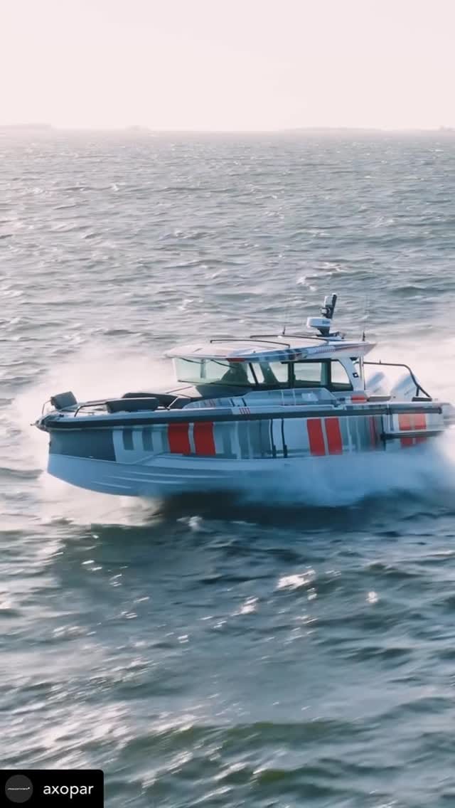 Post 2 by Fast Marine Boat UAE on Instagram (video)