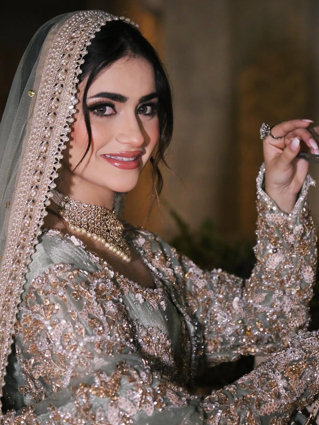 Post 8 by Dubai Makeup Artist & hairstylist on Instagram (carousel)