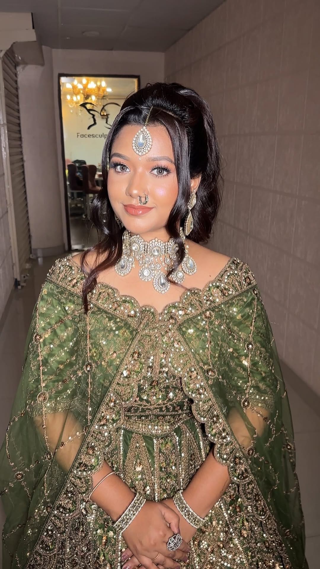 Post 9 by Shweta Singh | Bangalore Makeup Artist on Instagram (video)