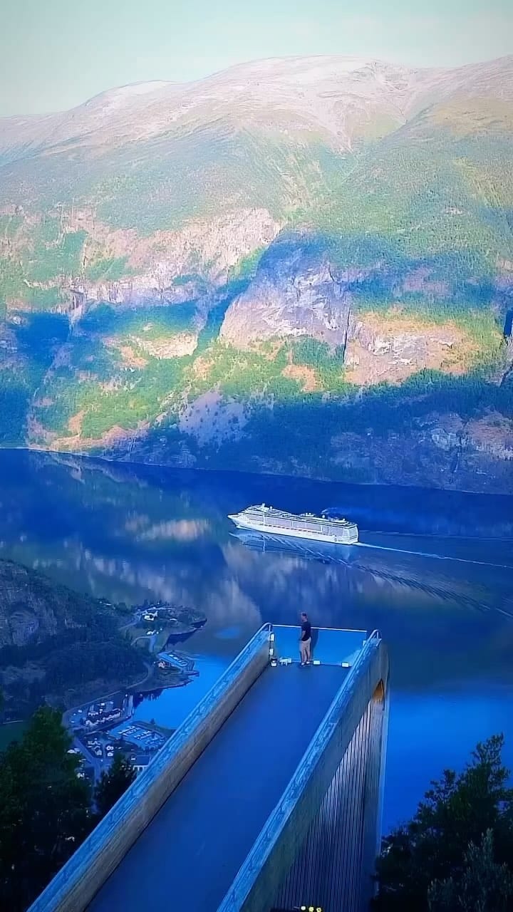 Post 5 by احمد on Instagram (video)