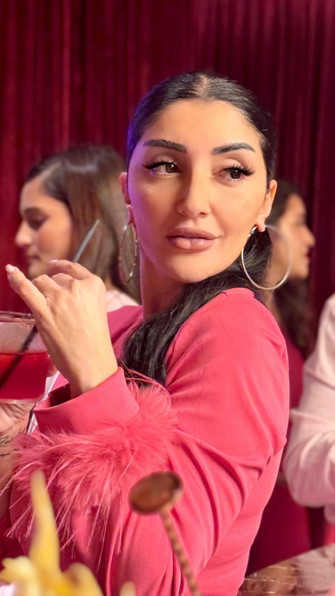 Post 2 by Rana akkari on Instagram (video)
