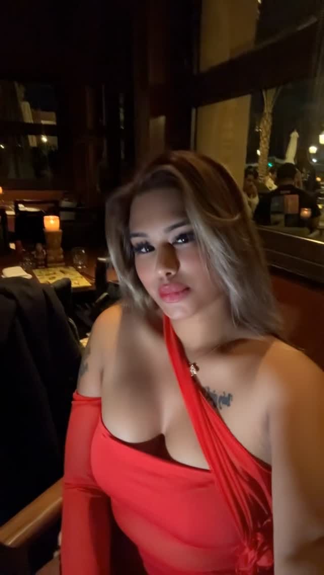 Post 6 by Miss Kritika Queen 👸🏻 🥀 🧿 🧿 on Instagram (video)