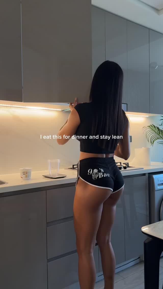 Post 4 by Felicia Luta on Instagram (video)