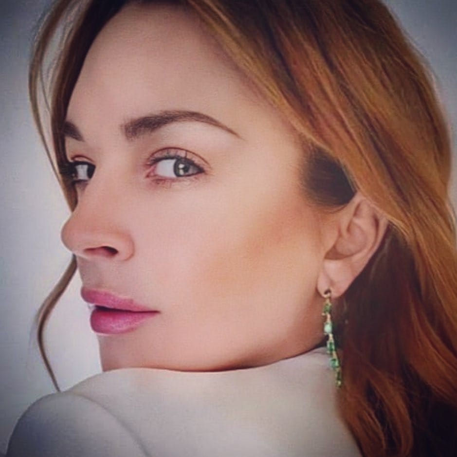 Post 4 by 𝐌𝐚𝐤𝐞𝐔𝐩 𝐀𝐫𝐭𝐢𝐬𝐭 𝐉𝐞𝐧𝐧𝐲 𝐃𝐞 𝐊𝐚𝐫𝐚𝐦𝐚𝐭 on Instagram (image)