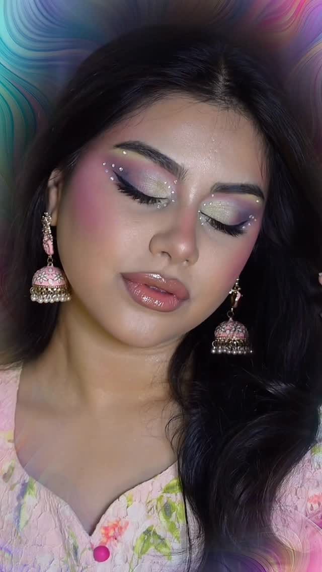 Post 3 by Javeria | Makeup Artist Dxb on Instagram (video)