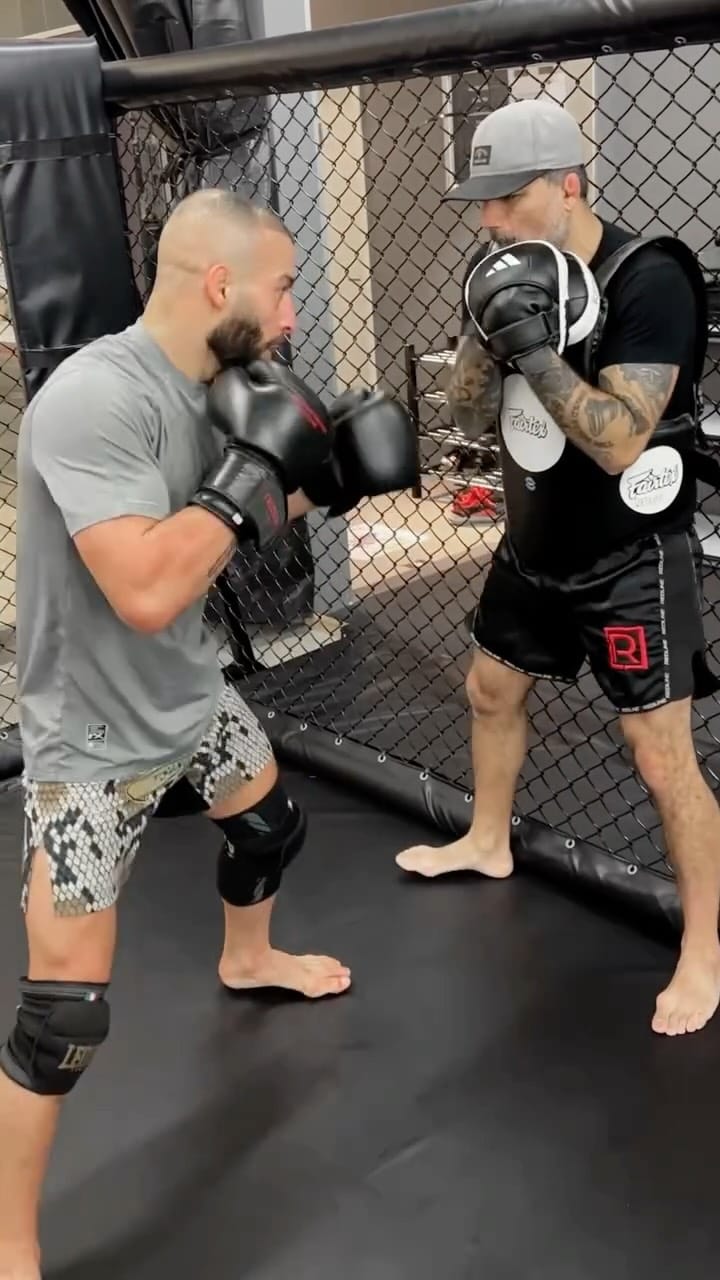 Post 6 by Ali Taleb on Instagram (video)
