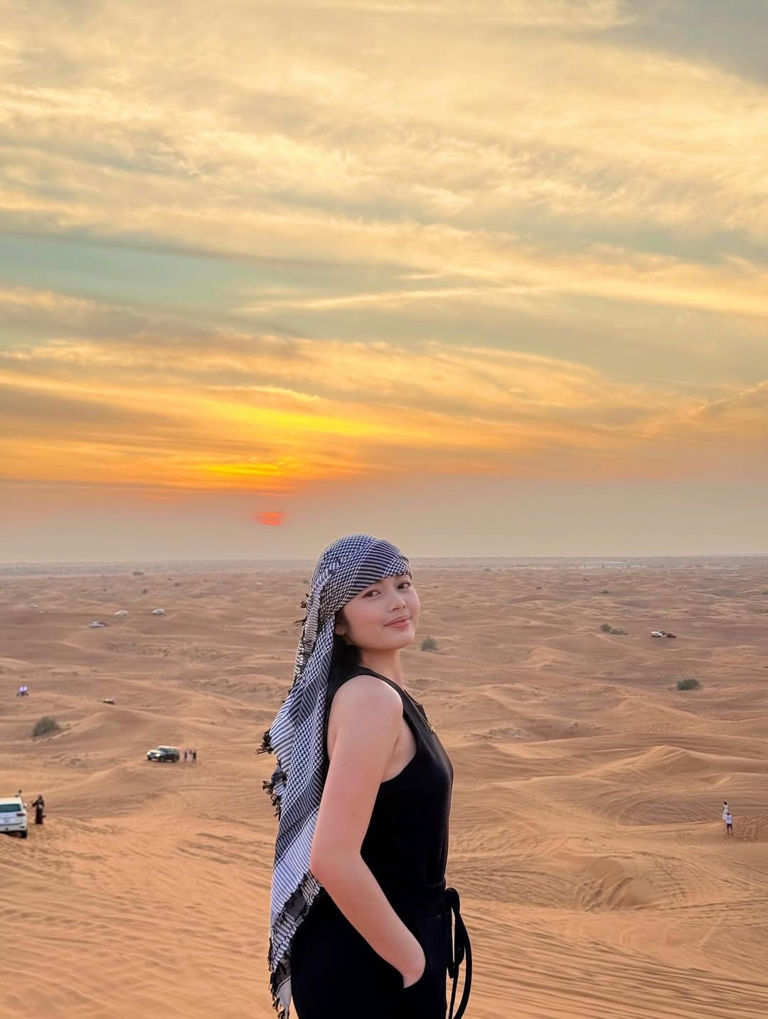 Post 2 by 𝔾𝕝𝕠𝕓𝕒𝕝 𝕋𝕠𝕦𝕣𝕤 𝔻𝕦𝕓𝕒𝕚 on Instagram (carousel)