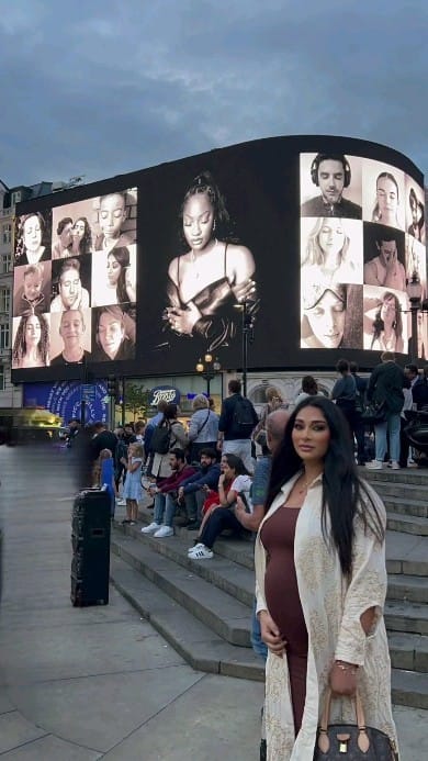 Post 10 by NAWAR RAICHURA | London & Dubai Makeup Artist on Instagram (video)