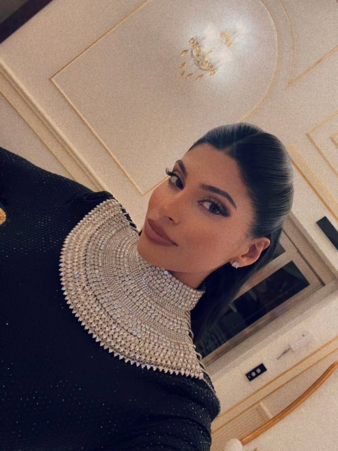 Post 5 by NAWAR RAICHURA | London & Dubai Makeup Artist on Instagram (carousel)