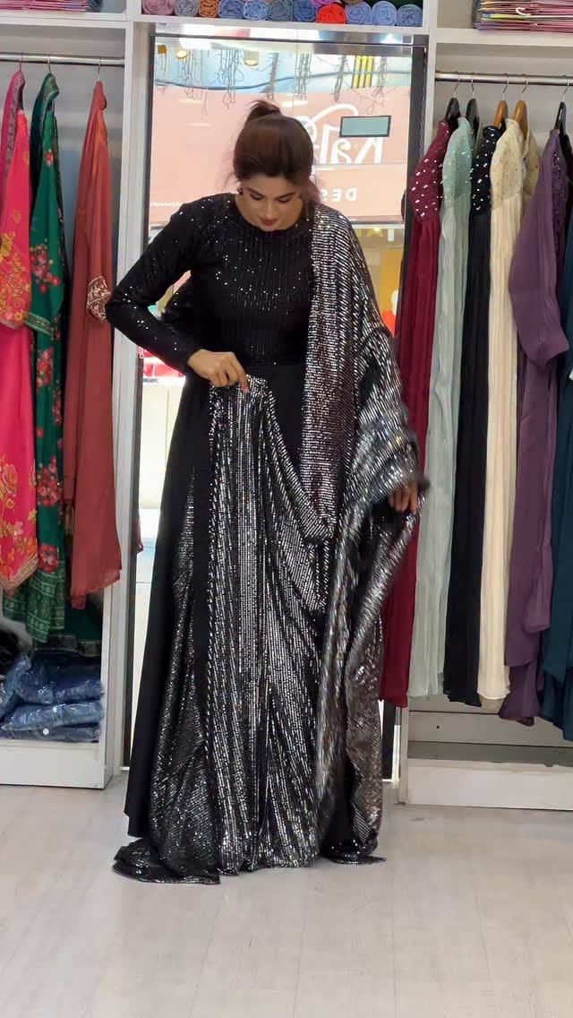 Post 8 by FARASHA CLOTHING on Instagram (video)