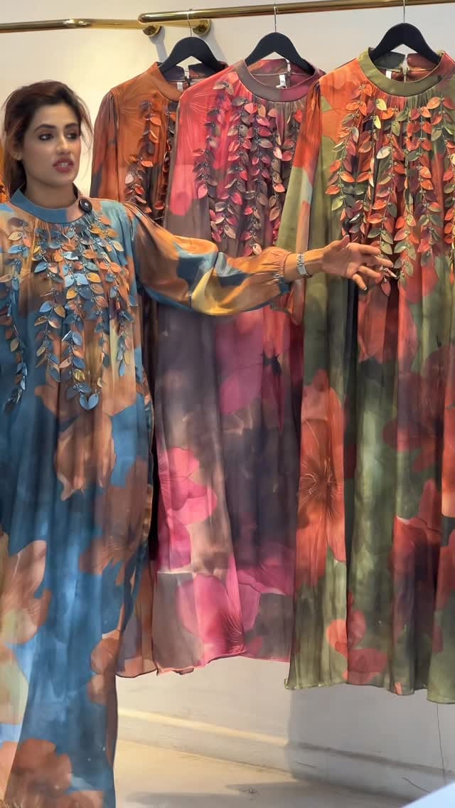 Post 5 by FARASHA CLOTHING on Instagram (video)