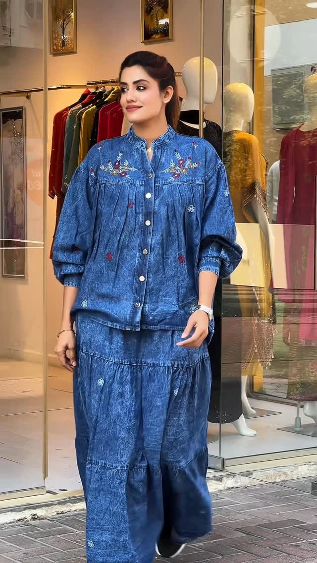 Post 10 by FARASHA CLOTHING on Instagram (video)