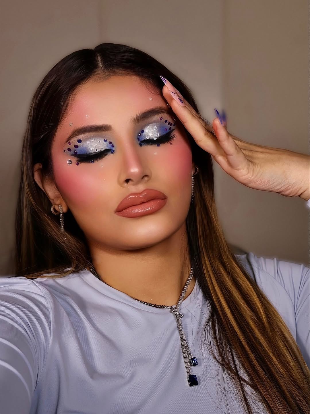 Post 6 by Arafin Shaikh | Dubai Celebrity Makeup Artist on Instagram (image)