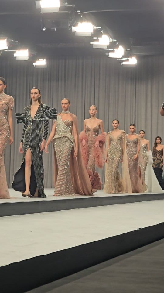 Post 3 by Dubai Fashion News on Instagram (video)