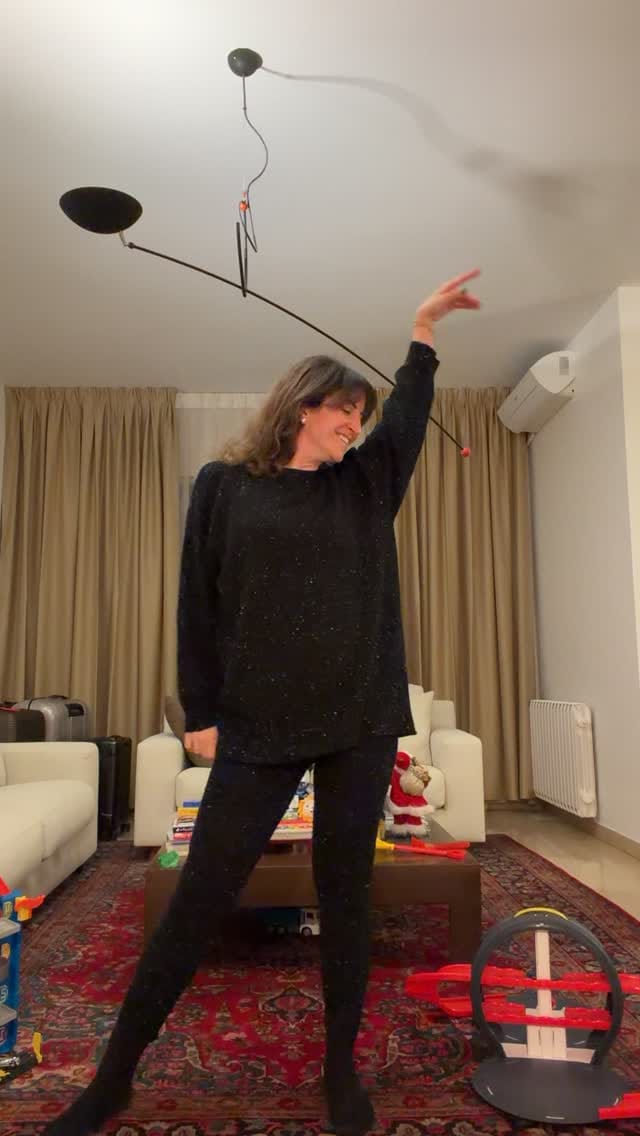 Post 2 by Youmna | Feel it Dance Cardio Workout on Instagram (video)