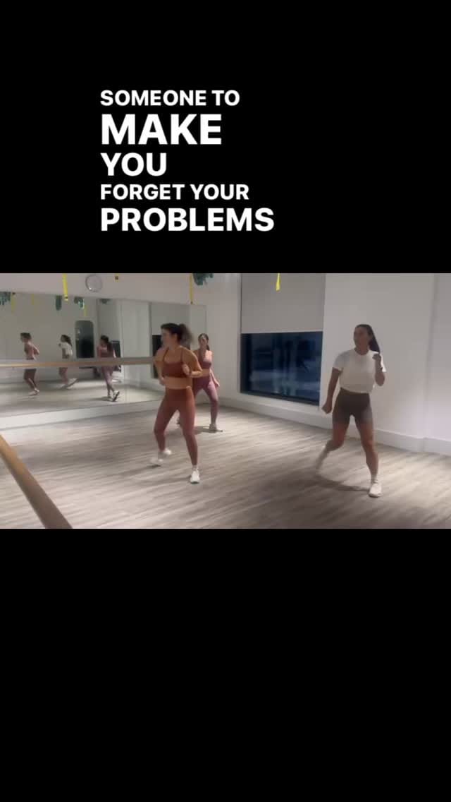Post 5 by Youmna | Feel it Dance Cardio Workout on Instagram (video)