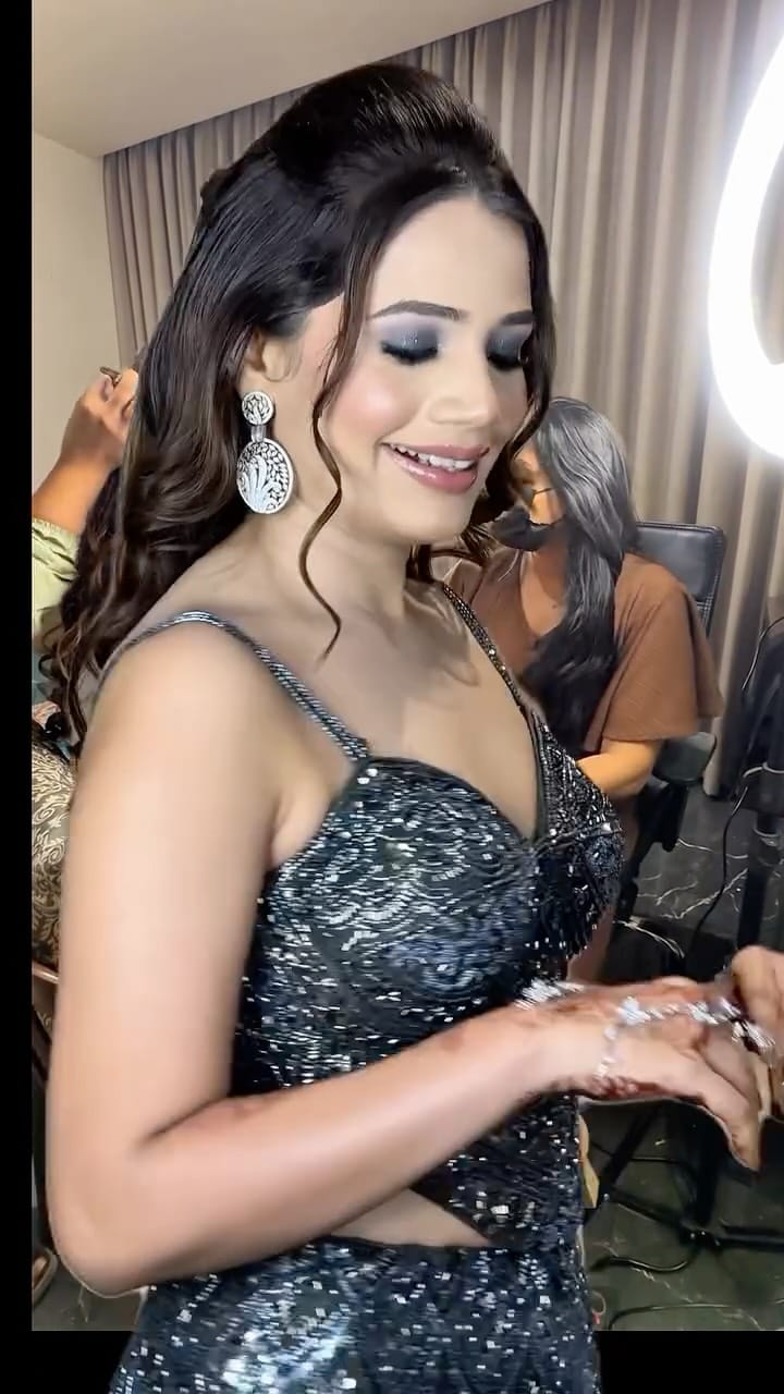 Post 9 by Bhagyashree Khirid Deshmukh 🧿 on Instagram (video)