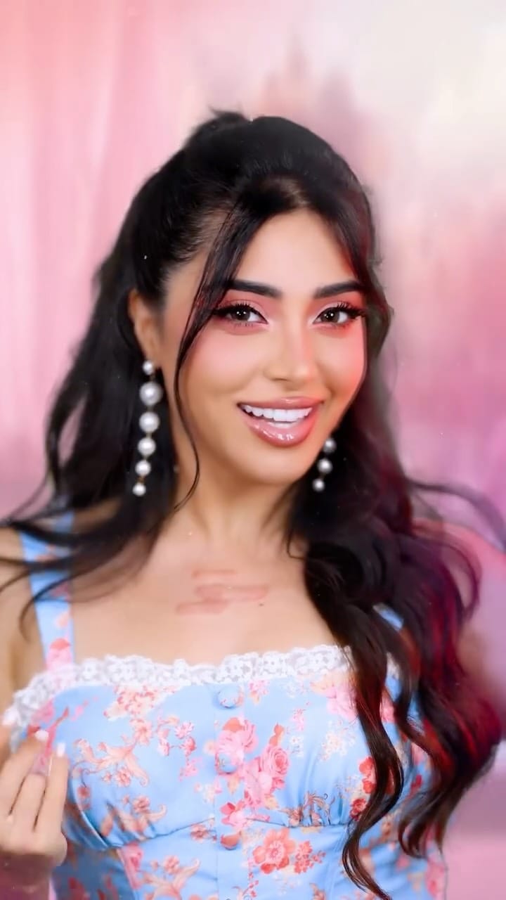Post 9 by Amal Jaderani Pour on Instagram (video)