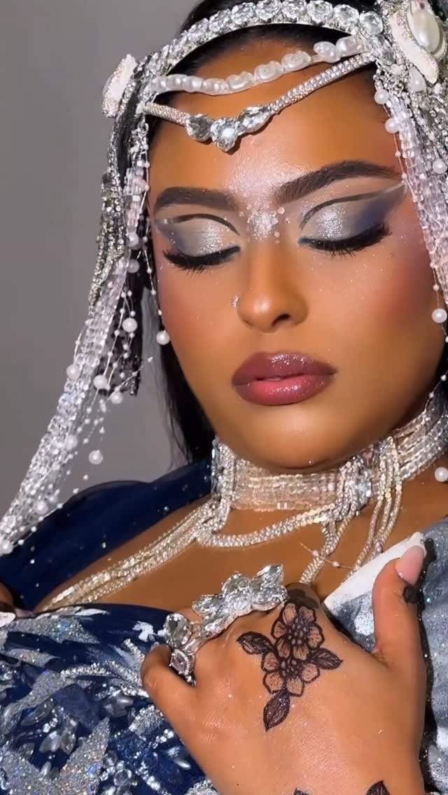 Post 2 by Abeer Mahmoud on Instagram (video)