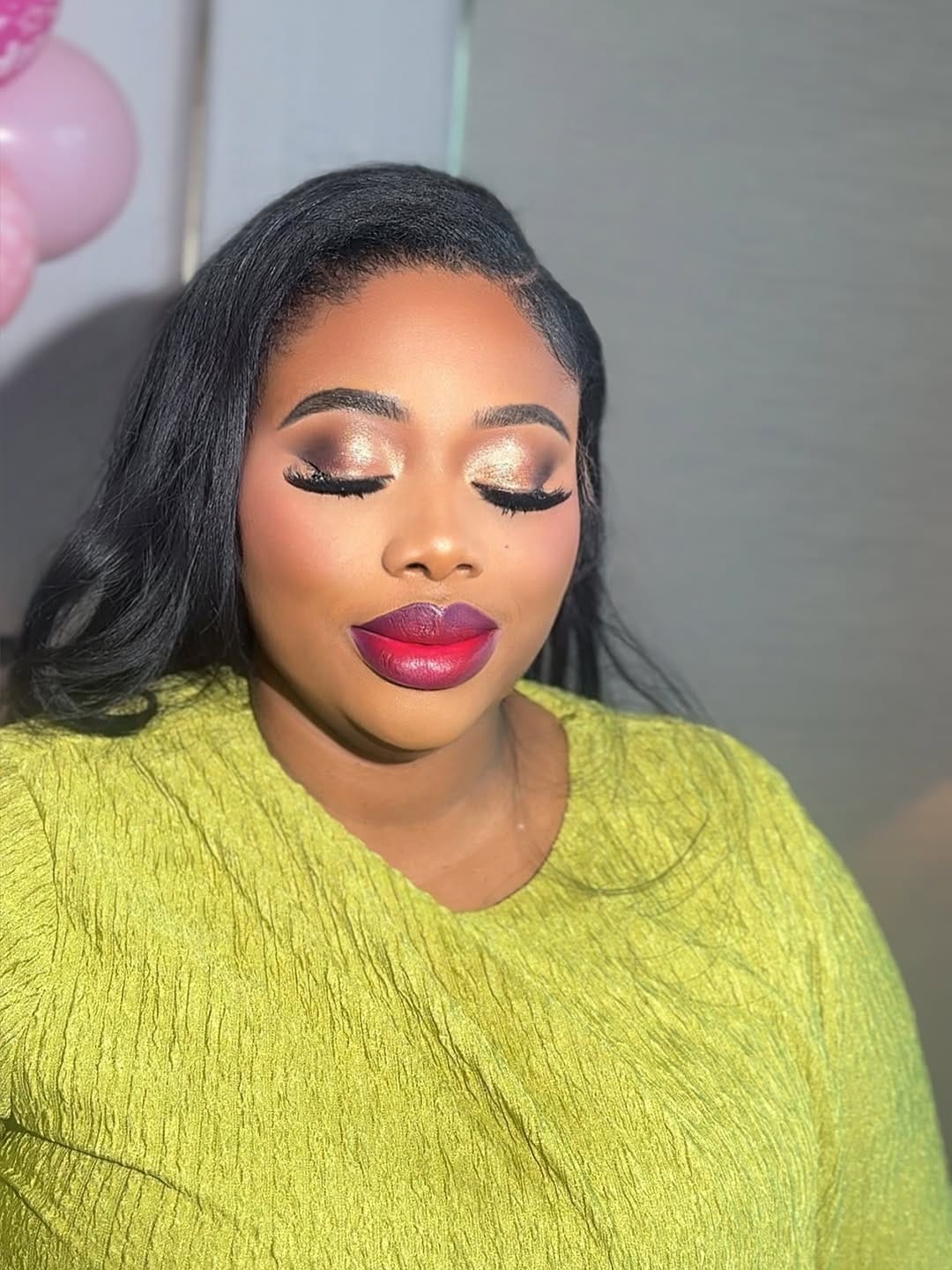 Post 3 by DUBAI  MAKEUPARTIST🇦🇪🇦🇪 (Kae)|| Sandra Kenechukwu Obi on Instagram (carousel)