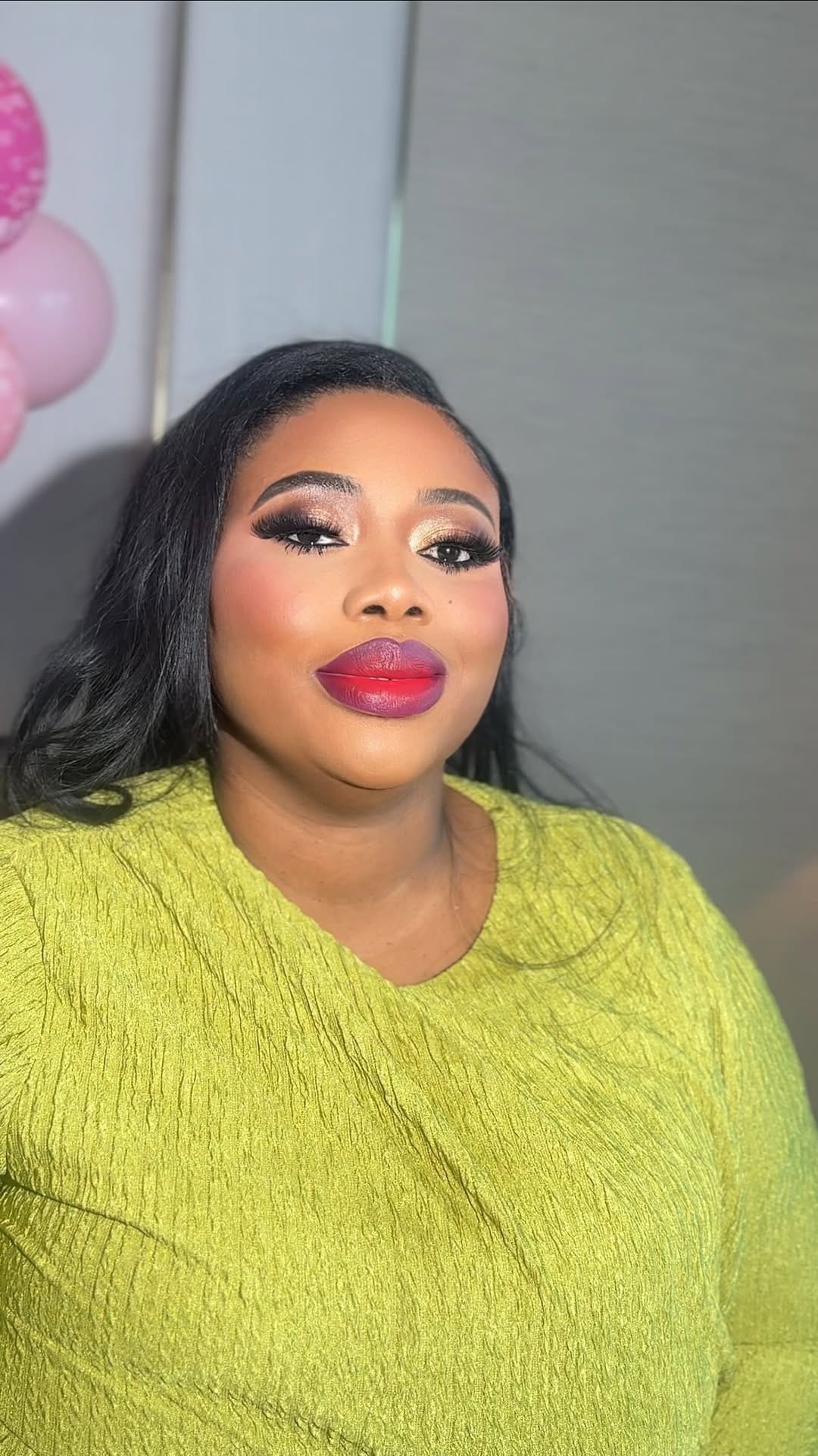 Post 2 by DUBAI  MAKEUPARTIST🇦🇪🇦🇪 (Kae)|| Sandra Kenechukwu Obi on Instagram (video)