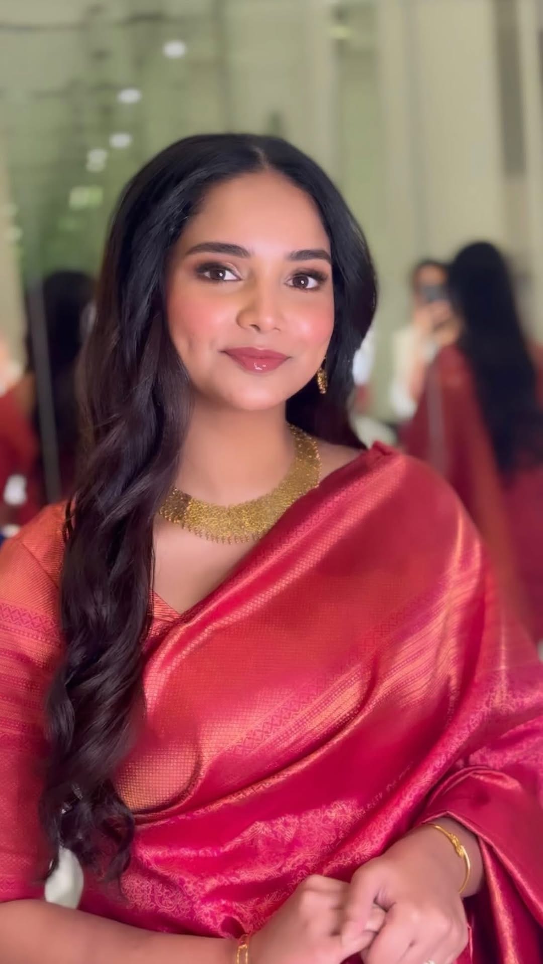 Post 8 by Makeup By Silha Sharan Riyaz on Instagram (video)